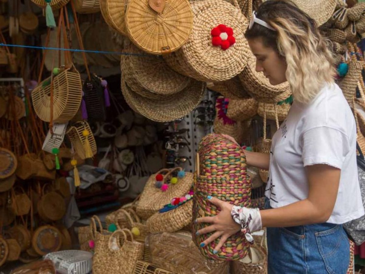Bali art market visit-Luxury_Bali-Travel