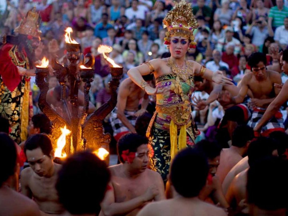 Uluwatu Temple & Jimbaran Seafood