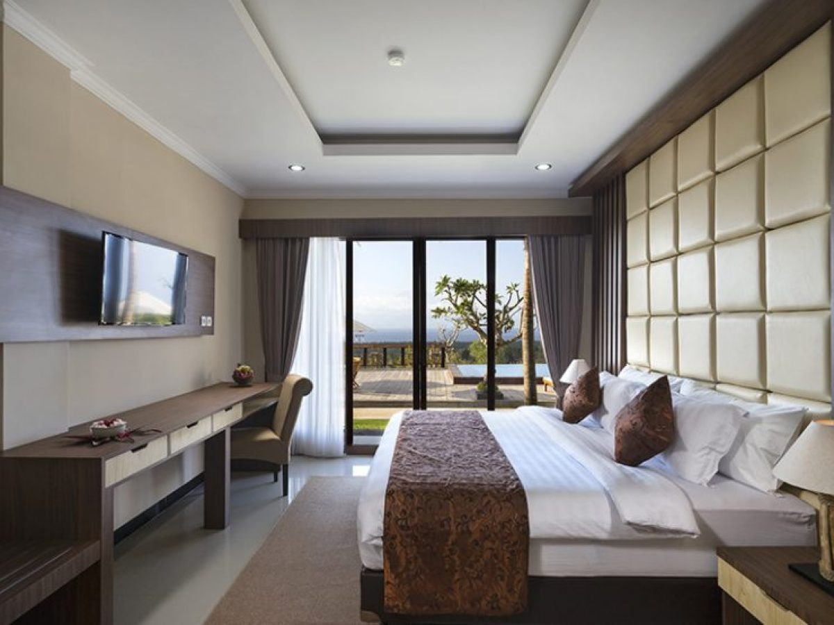 Suite Ocean View with King Bed