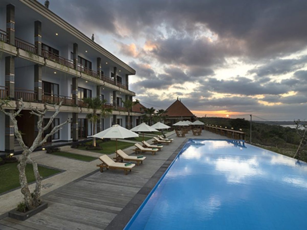 Semabu Hills Hotel Main Pool by Luxury Bali Travel
