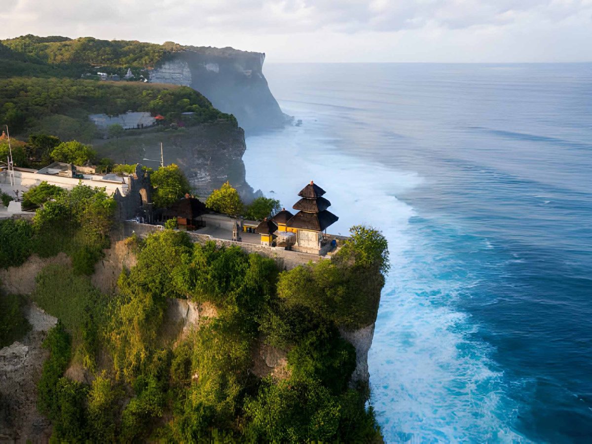 Unveiling the Mystique of Uluwatu Temple